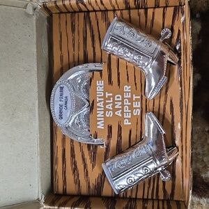 Cowboy Boots Silver Metal Salt and Pepper Shakers Set Grand Prairie Souvenir